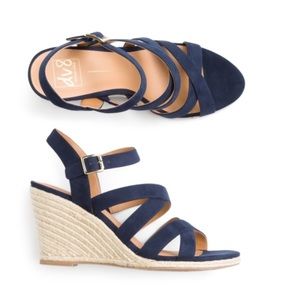 NWOT Dolce Vita DV8 Faux  Suede Sandals Size 7